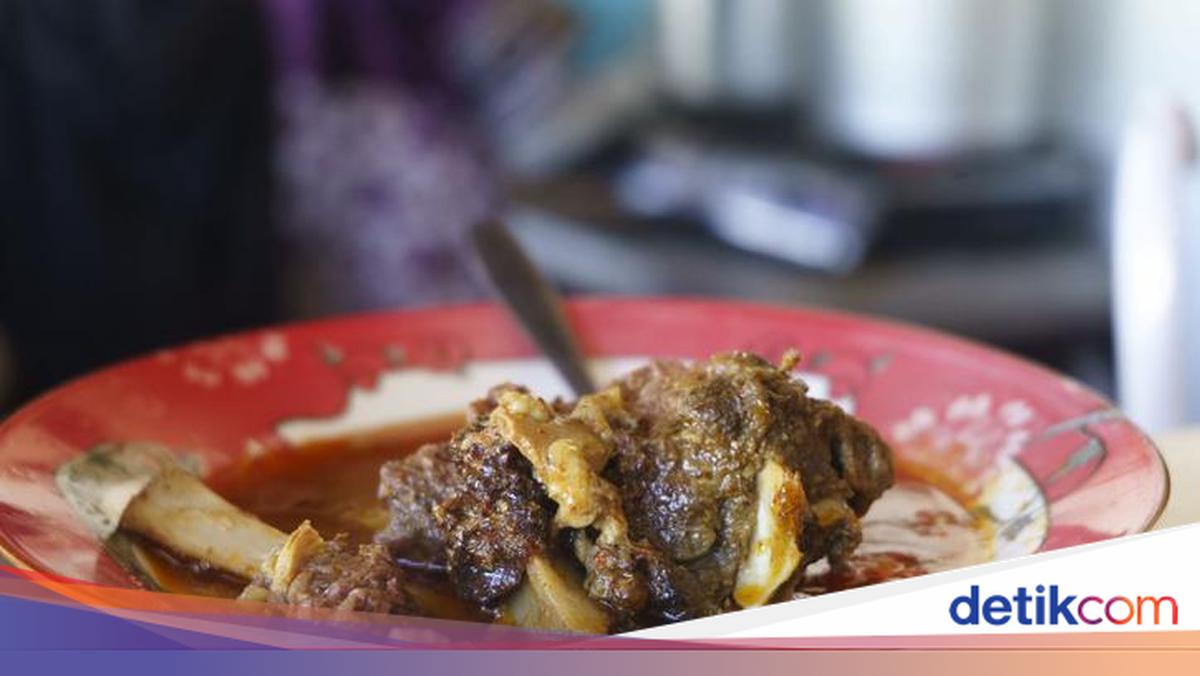 Sate Kambing & Gule Borobudur: Rasa yang Menghantarkan Kenangan di Cilacap